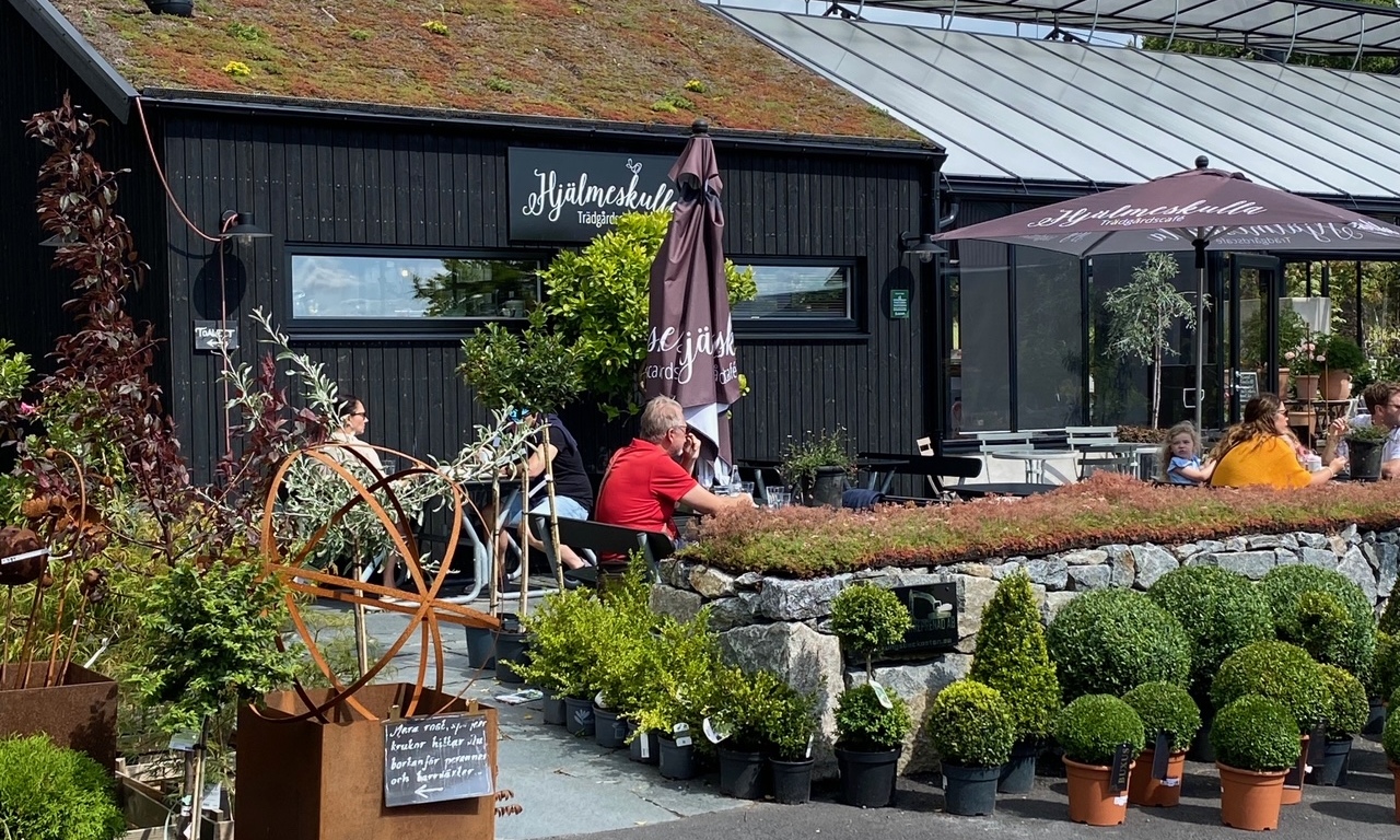 Hjälmeskullas Trädgårdscafé