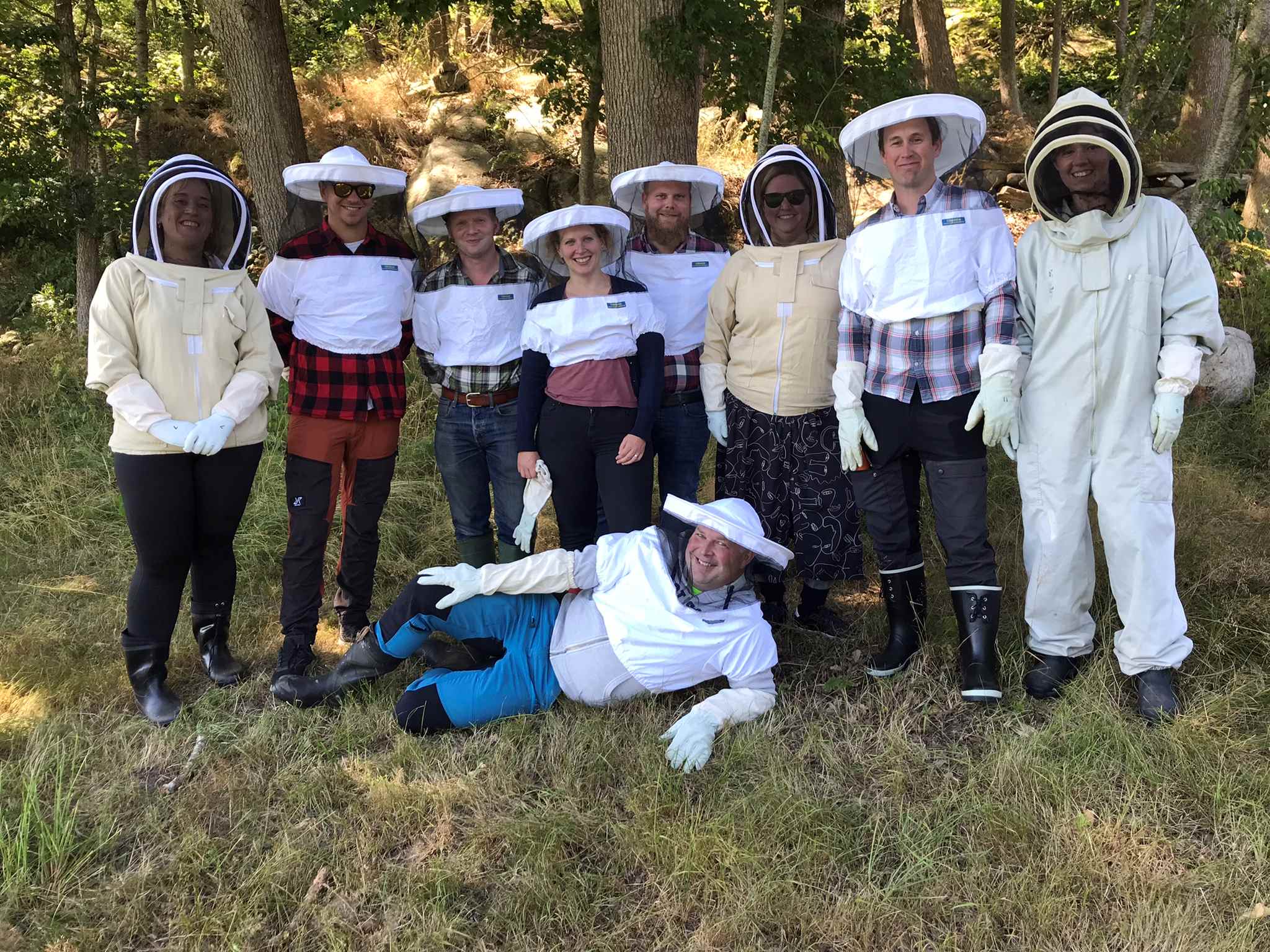 Bisafari på Djäknegårdens Honung - Sveriges Bästa Honungsbutik